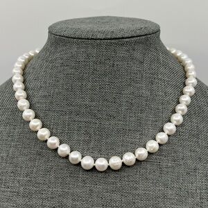 Sterling silver freshwater pearl necklace